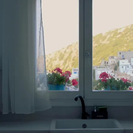 Appartement το σπίτι της γιαγιάς - Granny's Guest's House Koronos
